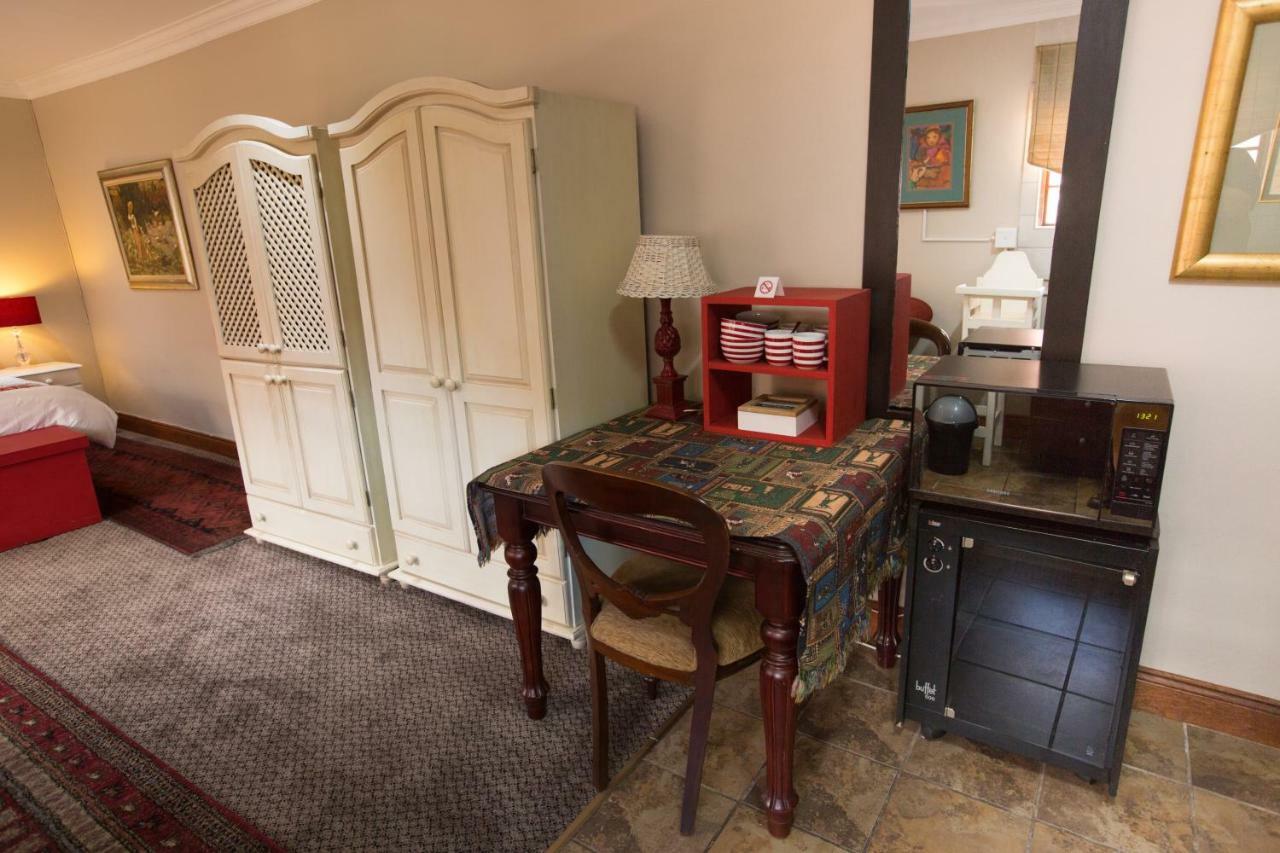 Macgregors Guest House Претория Экстерьер фото